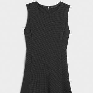 Womens Banana republic sleeveless comfy dress